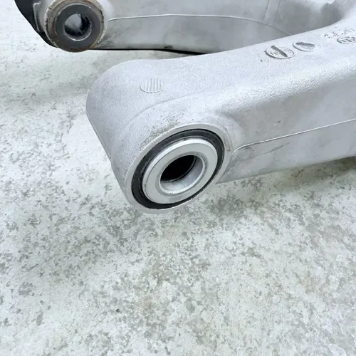 2008 - 2014 Suzuki RMZ 450 OEM Swingarm Rear Suspension Arm
