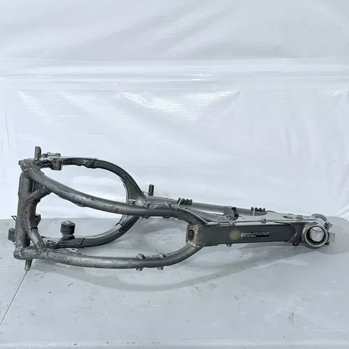 1996 - 2000 Suzuki RM 250 OEM Main Frame Chassis