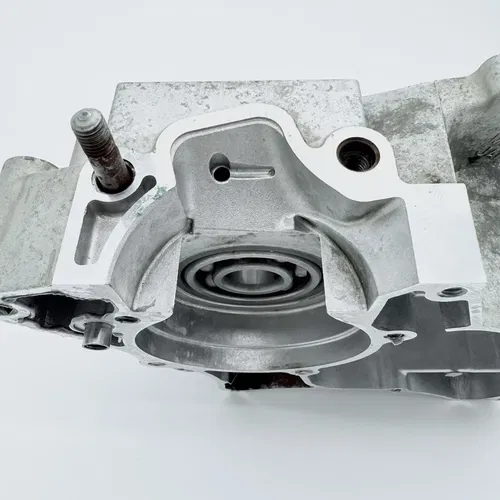 2002 - 2005 Kawasaki KX65 KX 65 OEM Bottom End Right Crankcase Engine Case