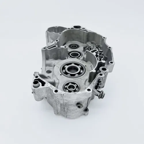 2003 Suzuki DRZ 400 E / S - OEM Right Crankcase Engine Case *DAMAGED*
