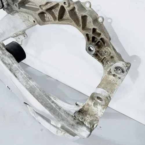2002 Honda CRF 450R CRF450 OEM Main Frame Chassis w/ Clean Papers