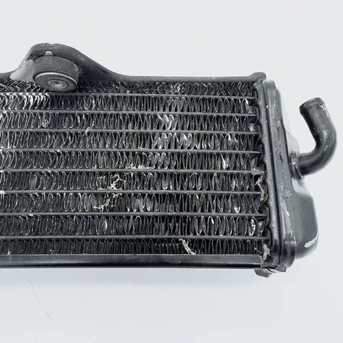 1993 - 1995 Yamaha YZ 125 250 OEM Left Radiator w/ Guard