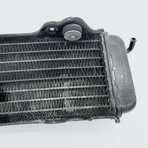 1993 - 1995 Yamaha YZ 125 250 OEM Left Radiator w/ Guard