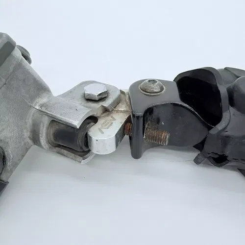 2006-2022 Yamaha YZ450F YZ250F OEM Front Brake Master Cylinder ASV Lever & Mount