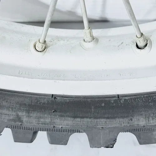 2002 Honda CRF 450R / CR 250R - OEM Rear Wheel Rim Hub Tire *MISSING 2 SPOKES*