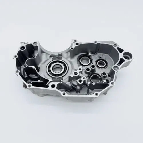 06 - 09 2009 Yamaha YZ450F OEM Right Crankcase Engine Case Half *DAMAGED*