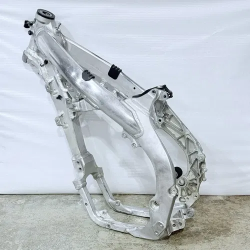 2008 - 2012 Suzuki RMZ 450 OEM Main Frame Chassis w/ Clean Papers (25 Hours)