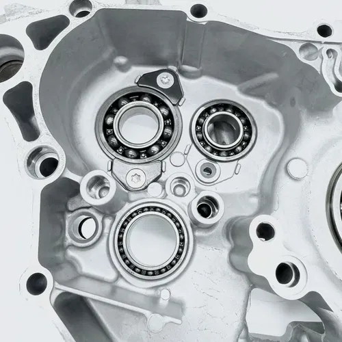 06 - 09 2009 Yamaha YZ450F OEM Left Crankcase Engine Case Half YZ 450 F