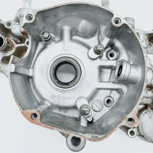 1996 - 2000 Suzuki RM 250 OEM Left Crankcase Engine Case Half