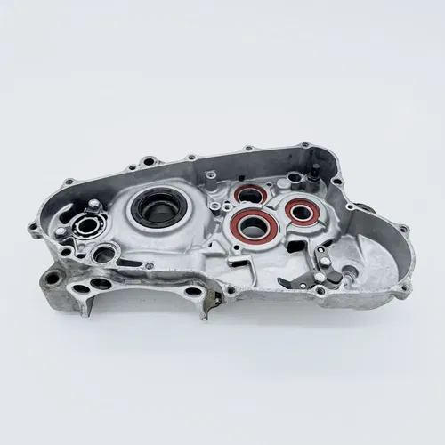 2002 Honda CRF 450R CRF450 OEM Right Crankcase Engine Case *SEE PHOTOS*