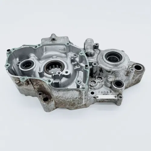 2002 - 2003 Honda CRF 450R CRF450 OEM Left Crankcase Engine Case