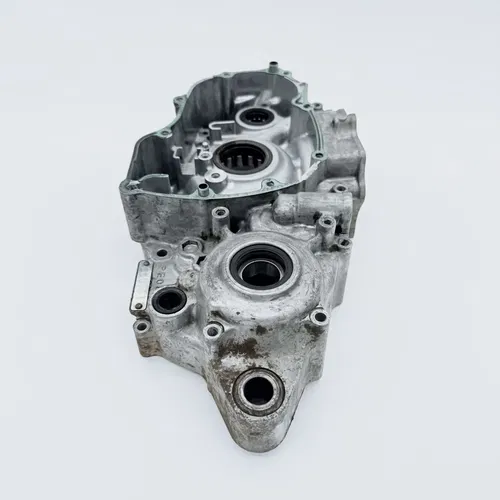 2002 - 2003 Honda CRF 450R CRF450 OEM Left Crankcase Engine Case
