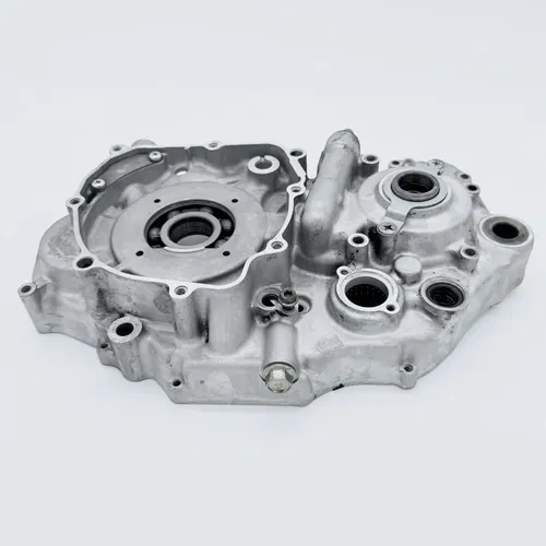 2003 Suzuki DRZ 400 E / S - OEM Left Crankcase Engine Case
