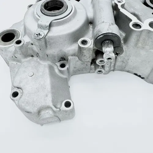 2003 Suzuki DRZ 400 E / S - OEM Left Crankcase Engine Case