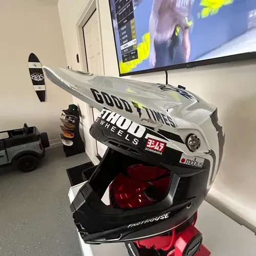 Bell Moto 9 Fasthouse Helmet 