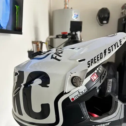 Bell Moto 9 Fasthouse Helmet 