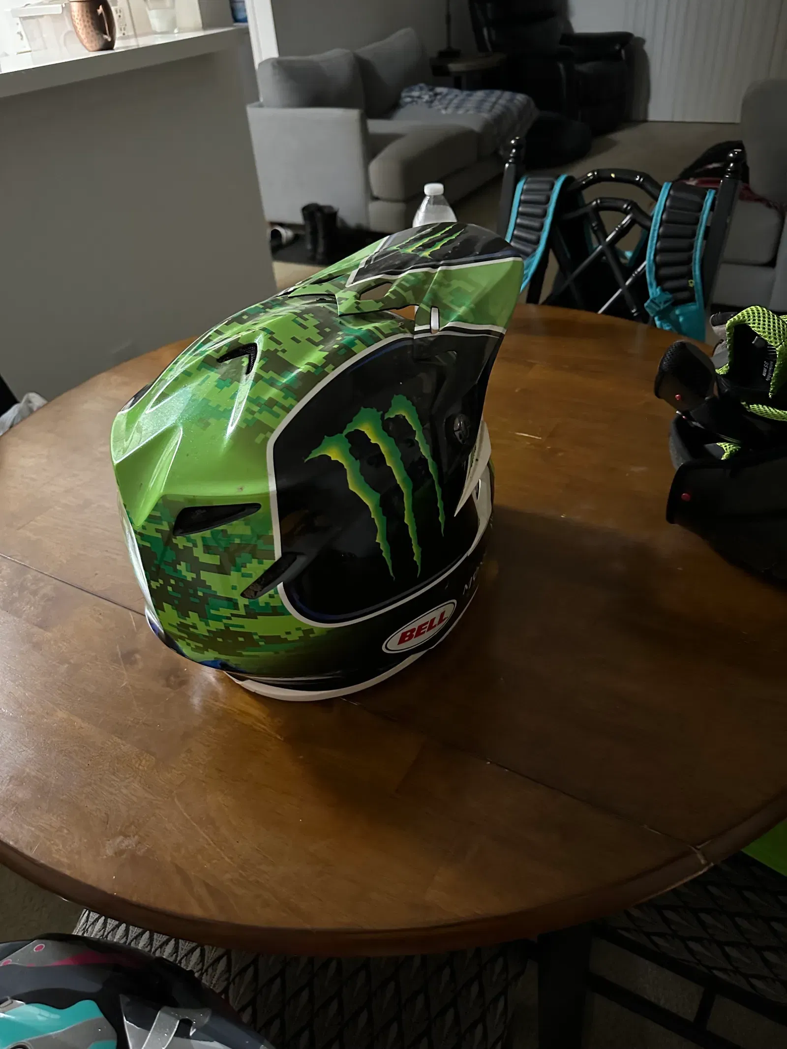 Monster energy best sale mountain bike helmet