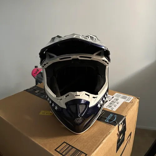 Troy Lee Designs America Helmet