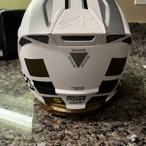 Alpinestars Supertech SMALL  M8 LE Helmet - Squad 20