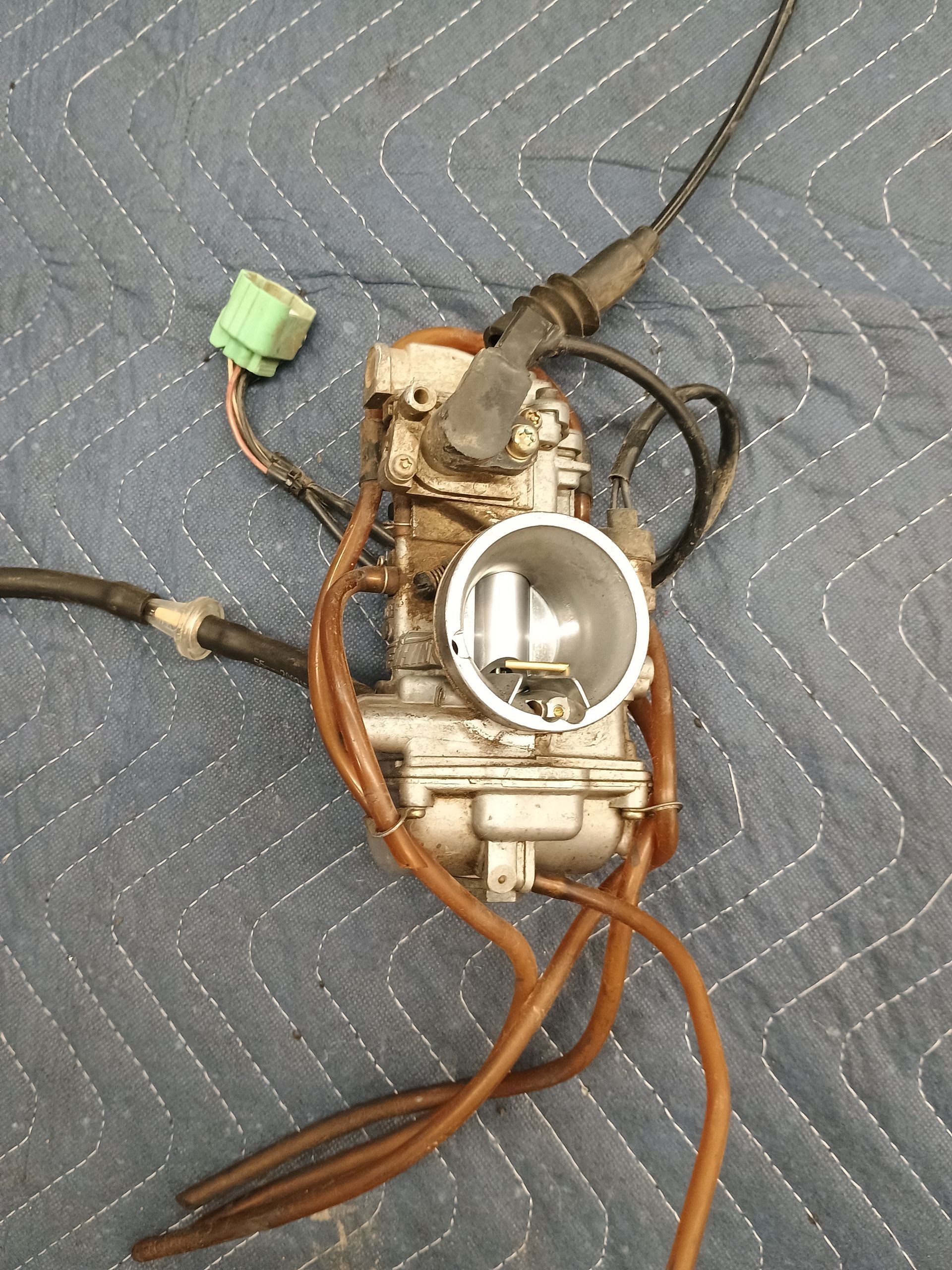 2003 Kawasaki KX 250 Carburetor And Throttle Housing