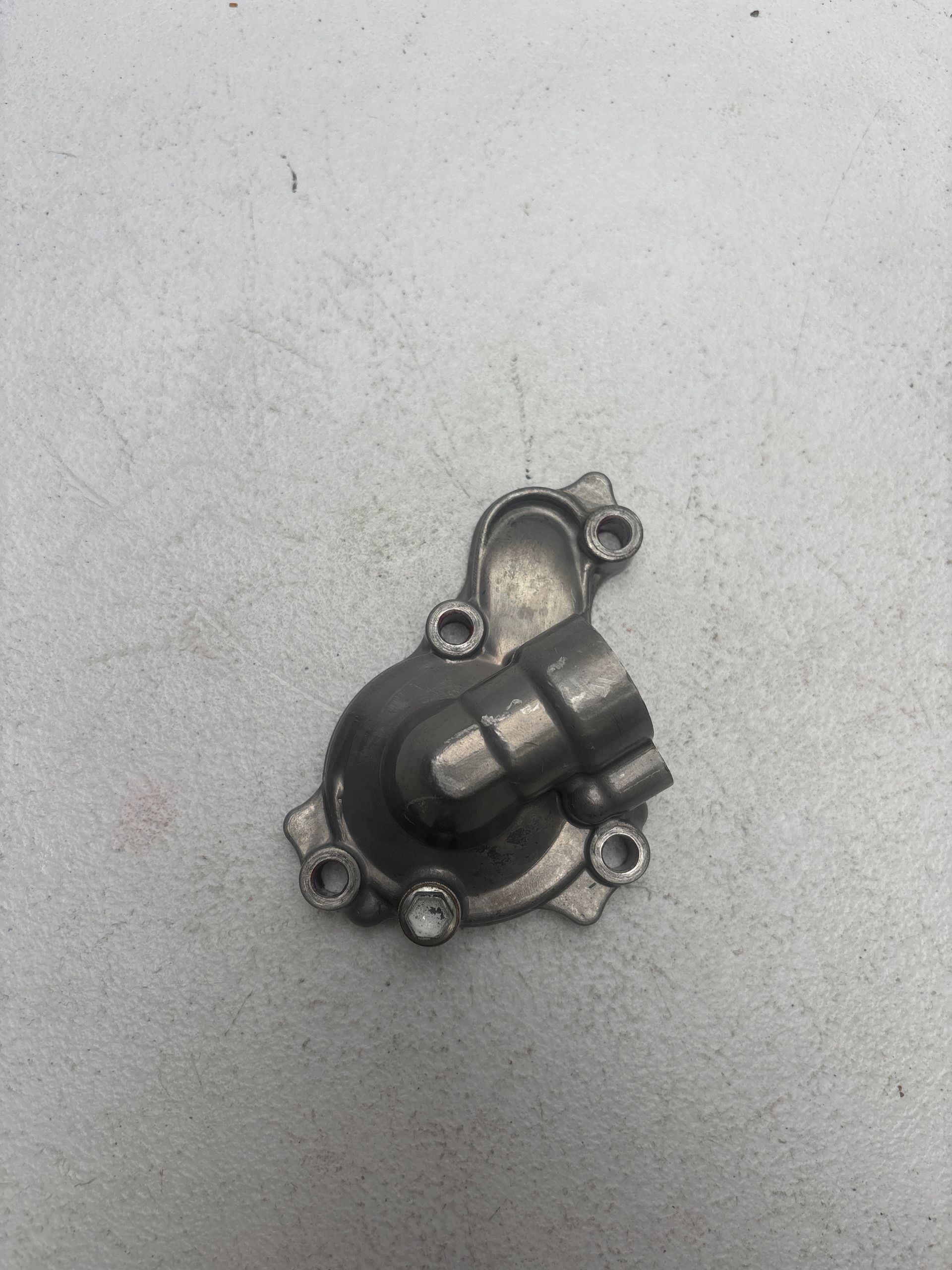 USED 2024 Yamaha YZ 250f Water Pump Cover PN# 33D-12422-00-00 #MM12