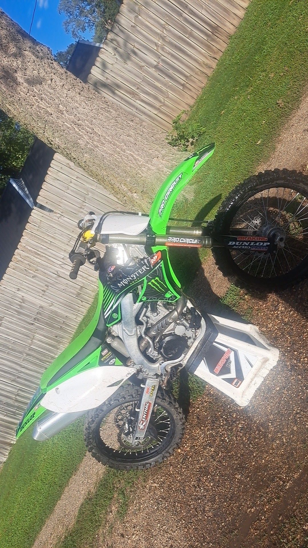 StevieDUBs28 