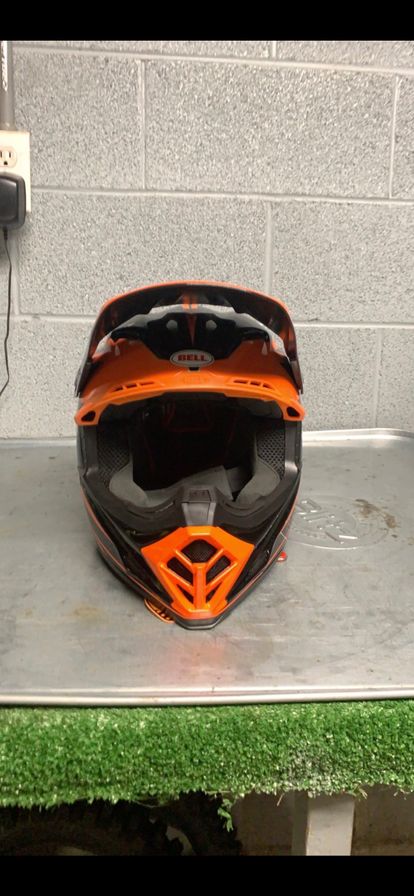 Bell Helmets - Size S