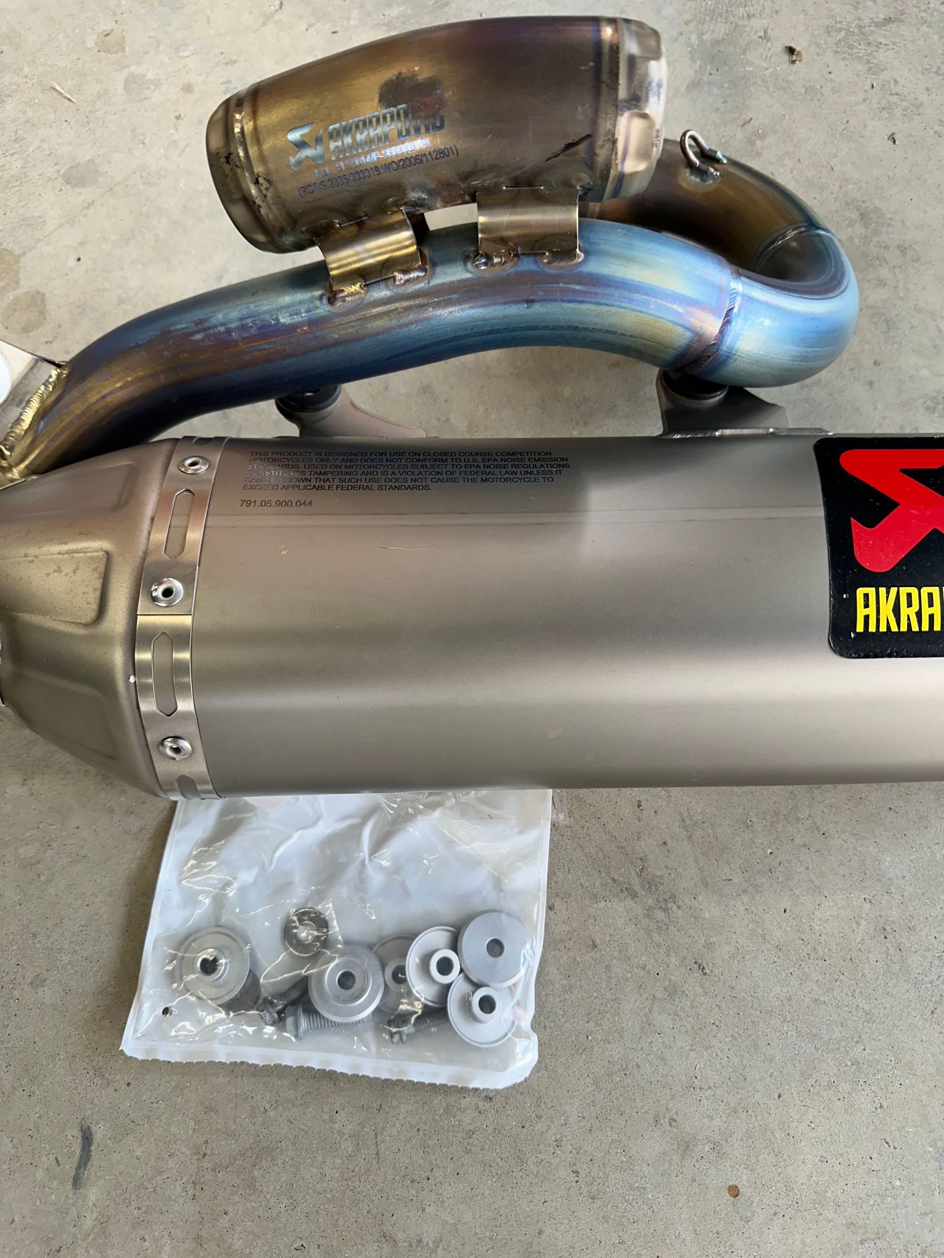 KTM 250 SX-F XC-F アクラポビッチ マフラー フルエキ NEW OEM KTM AKRAPOVIC SLIP-ON EXHAUST 250 SXF XCF SXF