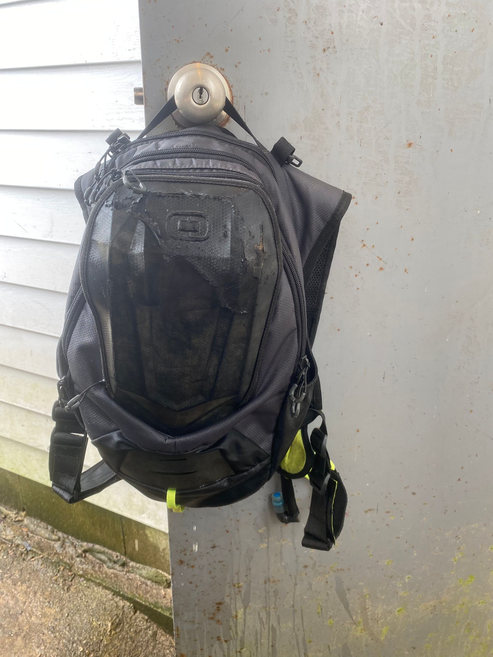 Ogio dakar 3l hydration pack online