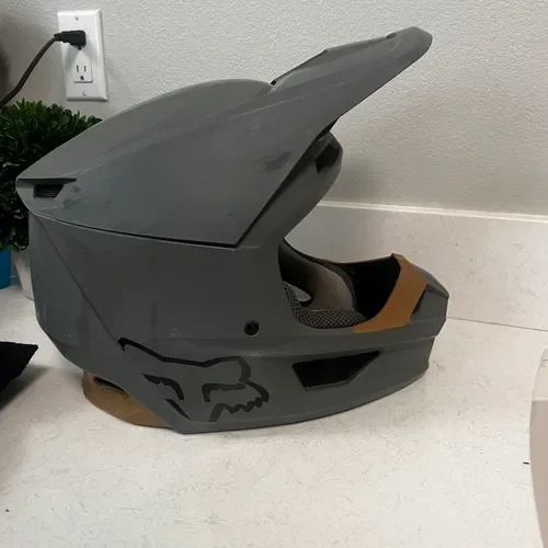 Grey Fox V2 Helmet Adult Medium