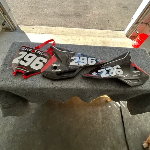 21'-24' Crf450r Number Plates 