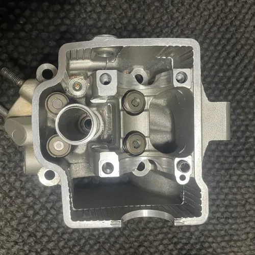 05-09 Crf250r Cylinder Head With Cam 