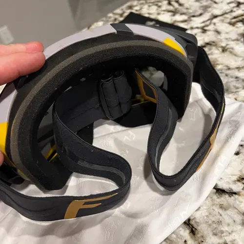 Fox Vue Tinted Racing Goggles