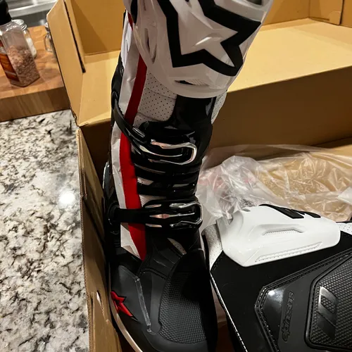 Alpinestars Tech 10 Super Vented Boots - Size 12
