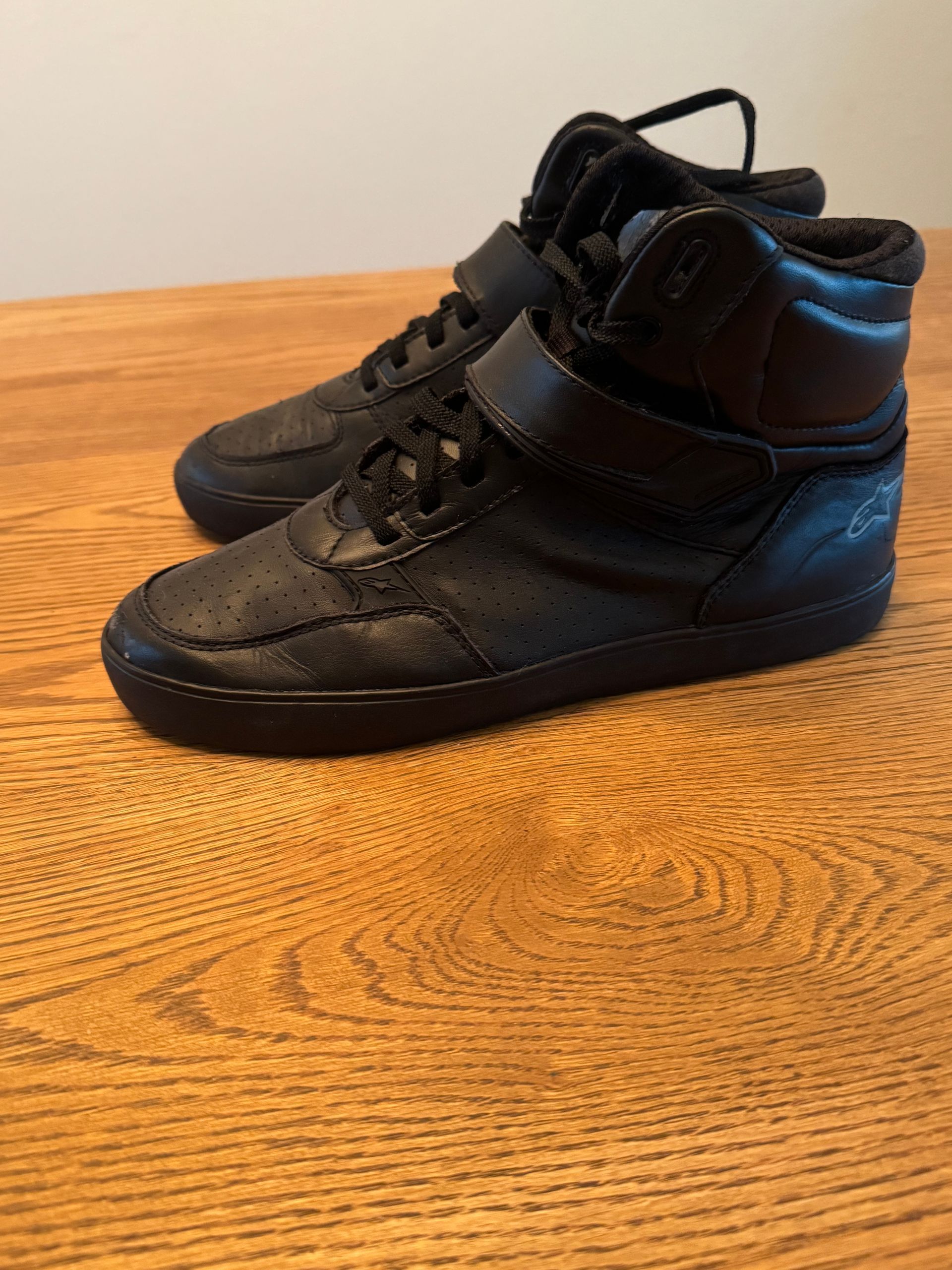 ALPINE STARS LUNAR BOOTS 9.5 Pre-owned 