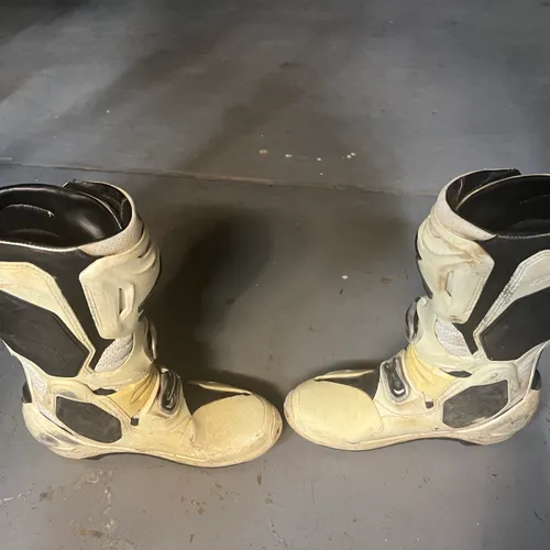 alpinestar tech 10 vented 