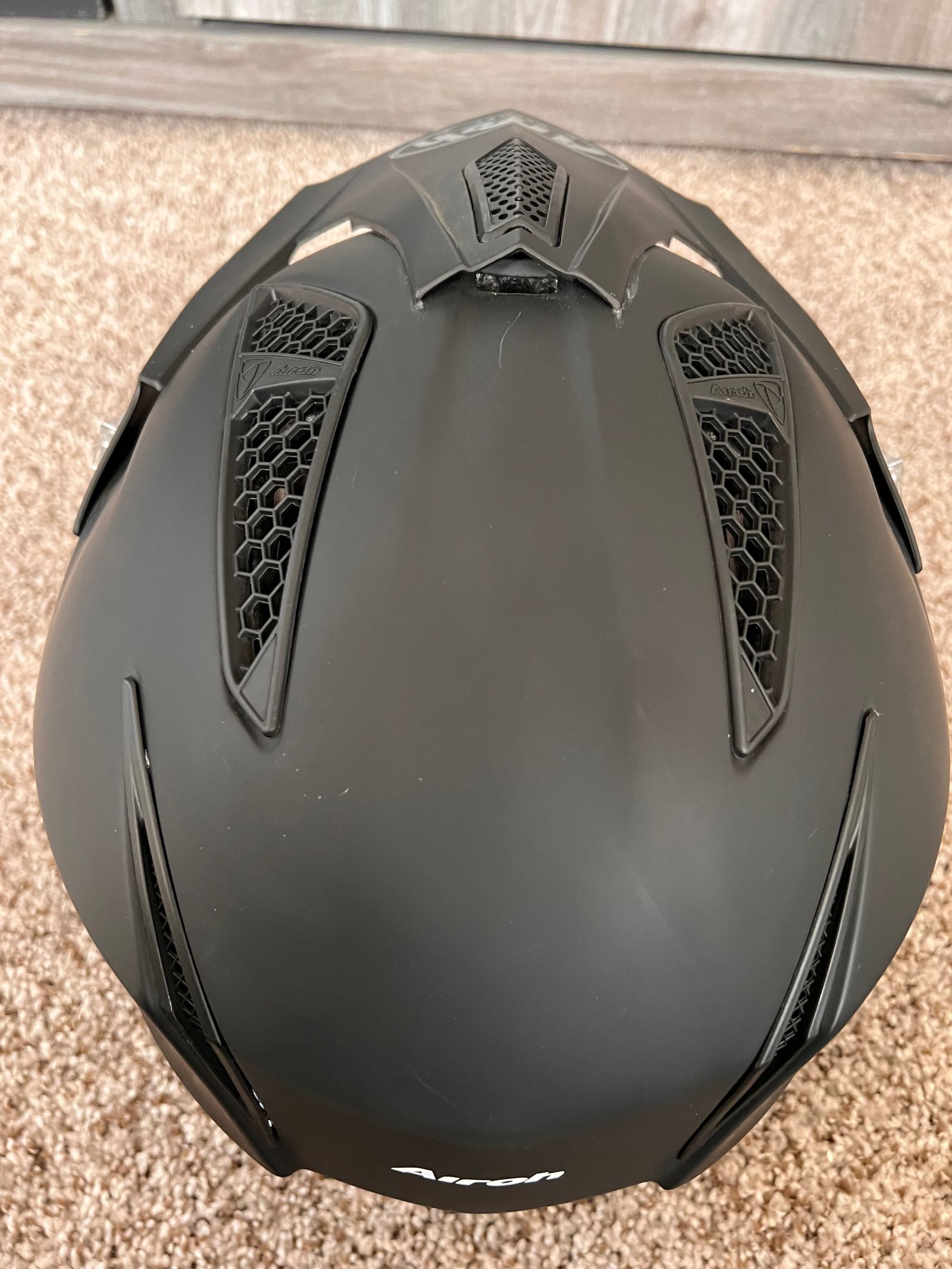 Airoh Trials Helmet - Size L Airoh Trials Helmet - Size L