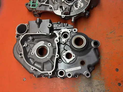 Engine Case Set 2018 KTM 690 Enduro R 7603000054424 VIDEO 2014-2018
