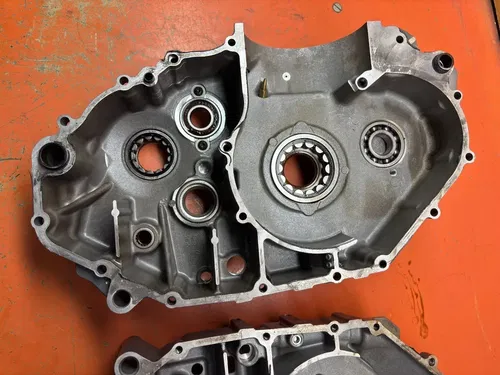 Engine Case Set 2018 KTM 690 Enduro R 7603000054424 VIDEO 2014-2018