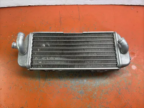 2006 KTM 250 Right Radiator Non Fill Side  2-Stroke 125 200 250 300  1998-2007