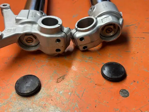 2011 KTM 530 EXC OC 48mm Forks Freshly Serviced  125-530  2003-2015