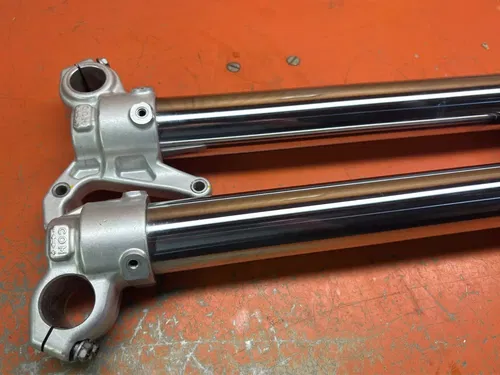 2011 KTM 530 EXC OC 48mm Forks Freshly Serviced  125-530  2003-2015