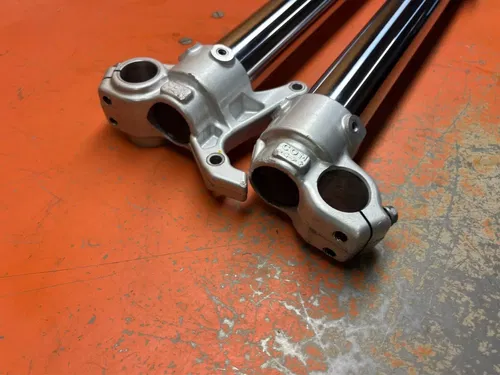 2011 KTM 530 EXC OC 48mm Forks Freshly Serviced  125-530  2003-2015