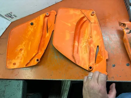 Side Number Plates KTM 125-525 1998-2003