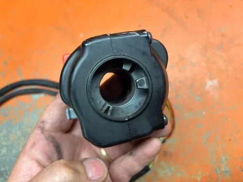 Start/Stop Throttle Housing KTM 690 700 701 1090 1190 1290 76011073100 2014-2024