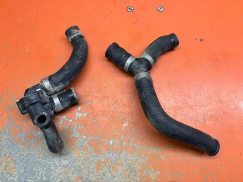 2010 KTM 530 EXC Coolant Hose Set with Thermostat 400 450 530  2008-2011