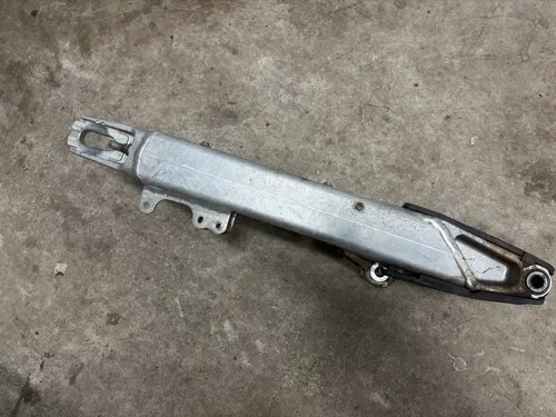 Swingarm 58404030344  KTM 625 SXC 640 LC4 Adventure 03-06