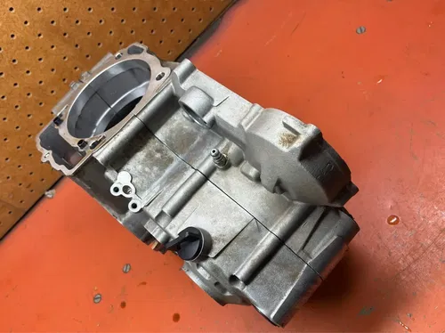 2010 KTM 530 EXC Engine Case Set 78030000344 XCW 400 450 2008-2011
