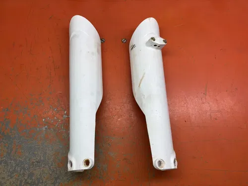White OEM Genuine Fork Guards 7770109410028F 125-500  2016-2025