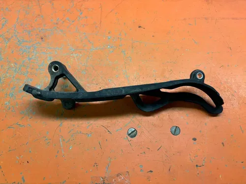 Two Stroke Chain Guard Guide 50403096010 Slider  2017 250 XCW  68hrs 2017-2022